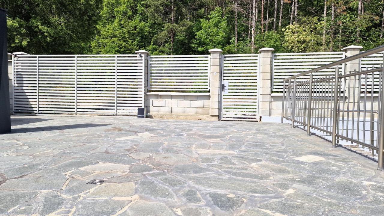 Lola Seaview Guest House. Уютный Домик В Варне Varna Luaran gambar